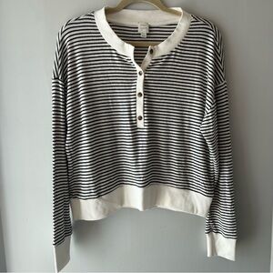 Roan + Ryan Striped Black and White Women's Top Size Small